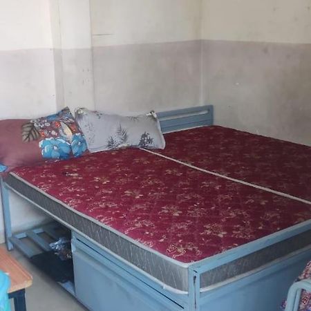 Aashiyana Boys Hostel Indaur Kültér fotó