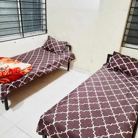 Aashiyana Boys Hostel Indaur Kültér fotó